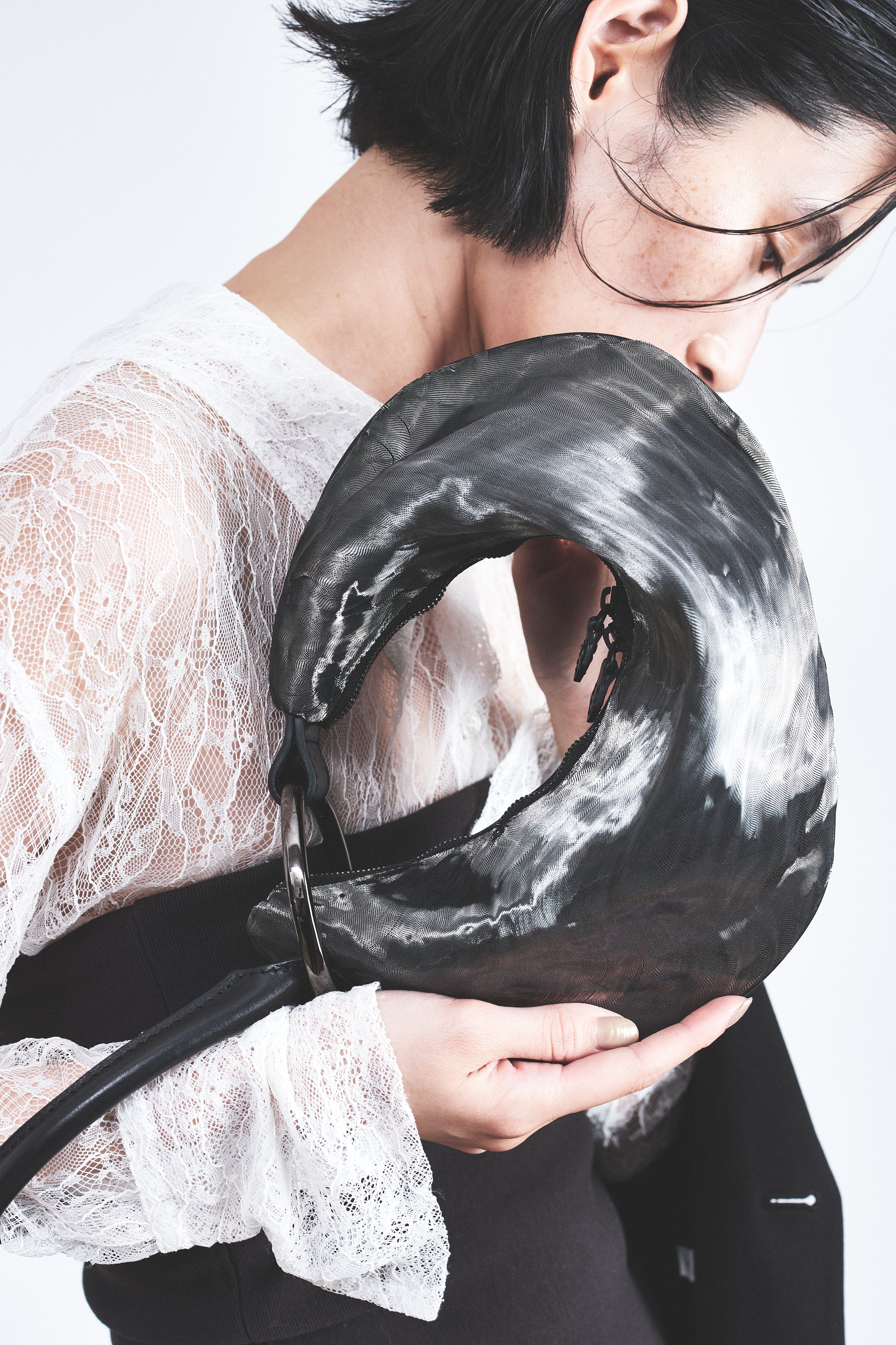 026004S-S Tunari 2way Bag Small -Suin Silk