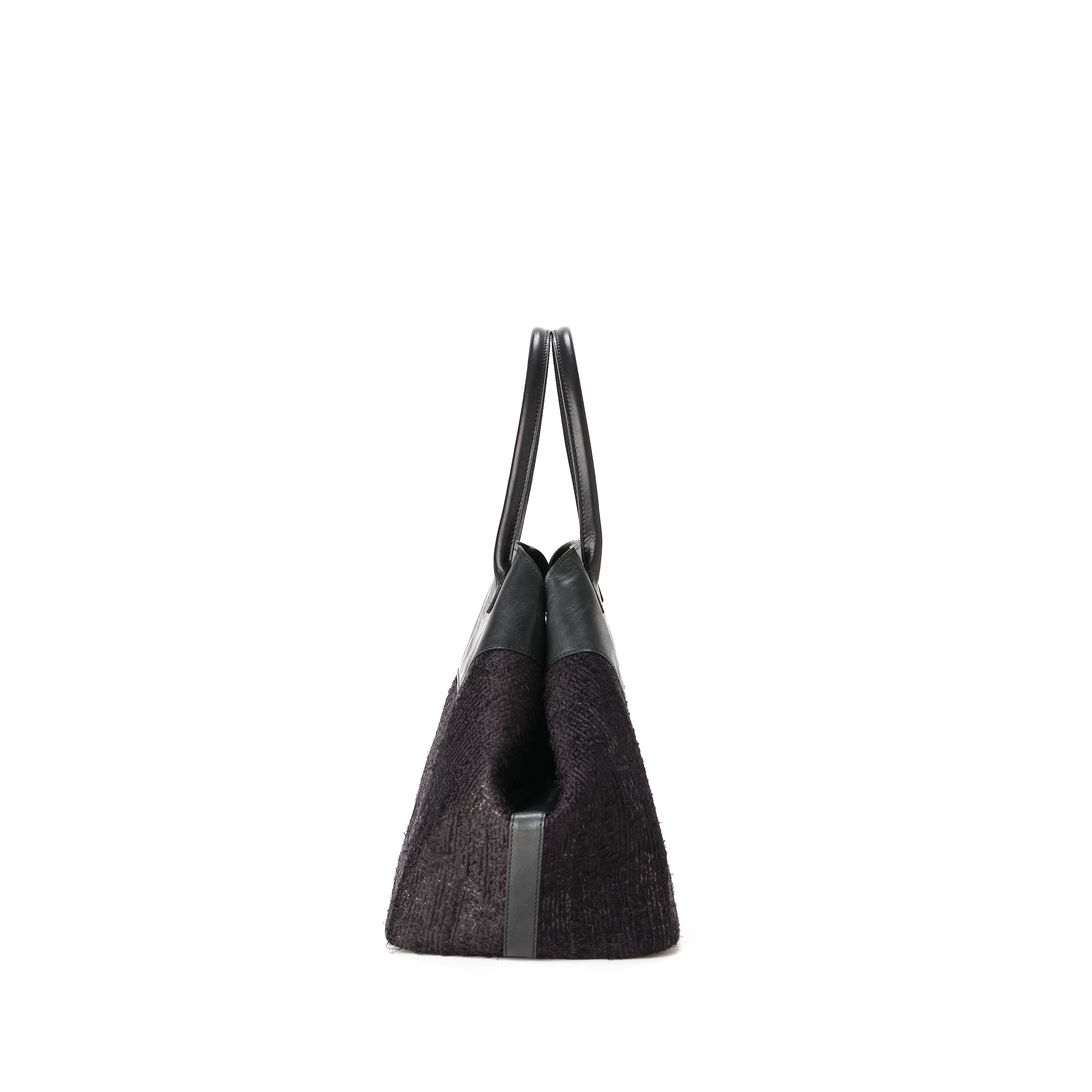 Izai Tote Bag Medium