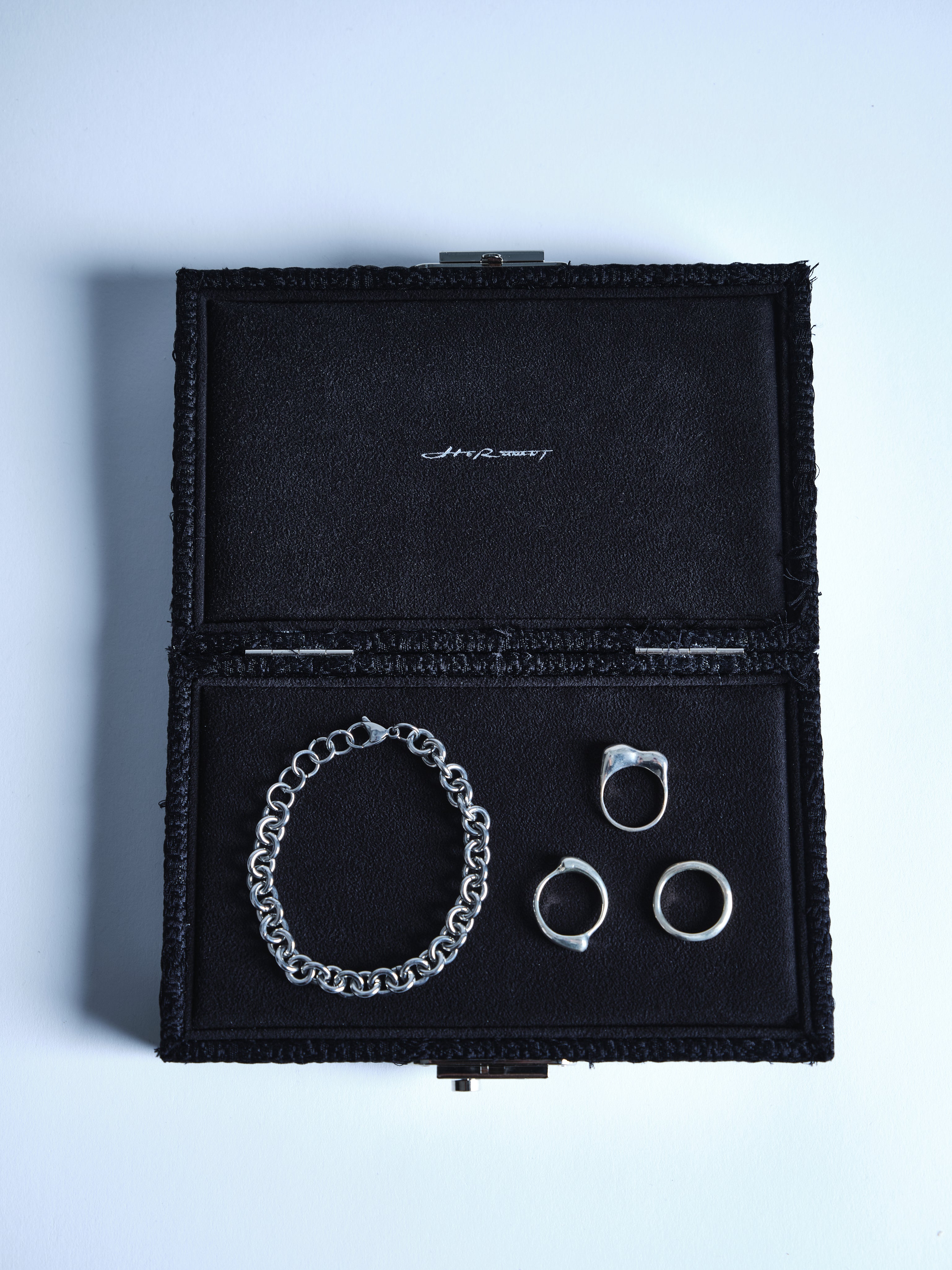 Accessory Case - Her SilkTweed