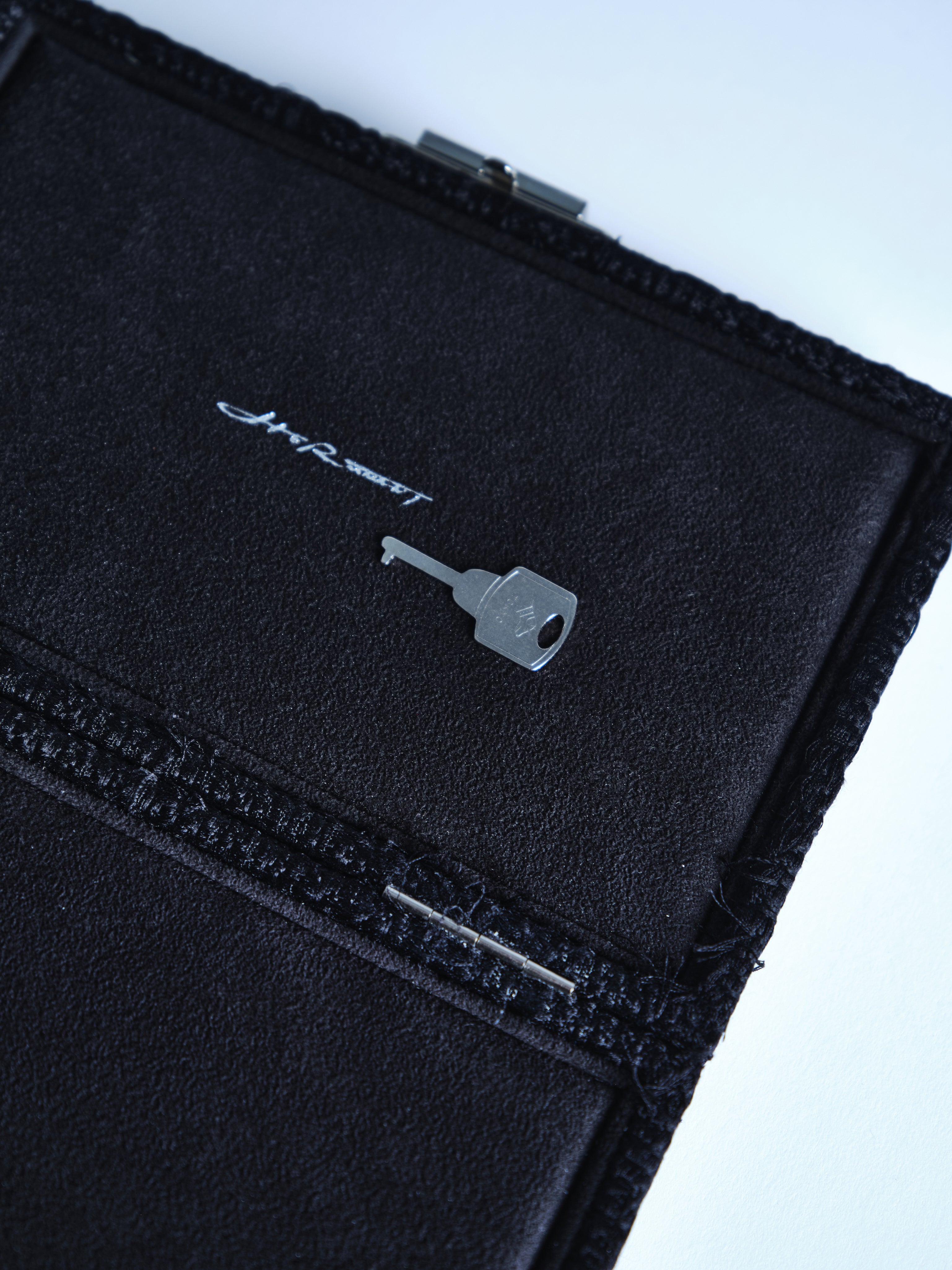 Accessory Case - Her SilkTweed